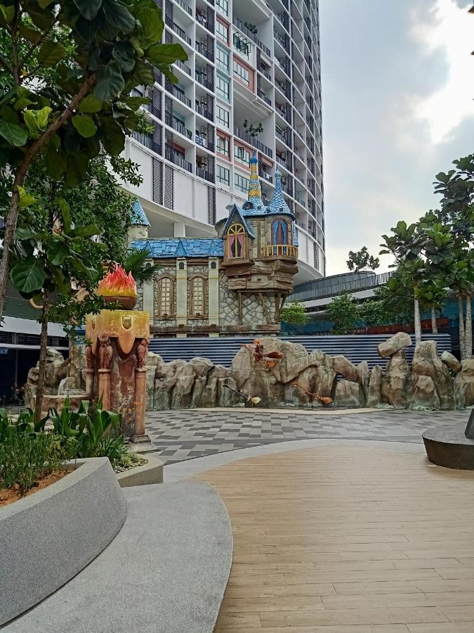 D'Gunduls Homestay Studio By Dgh I-City Shah Alam Exterior foto